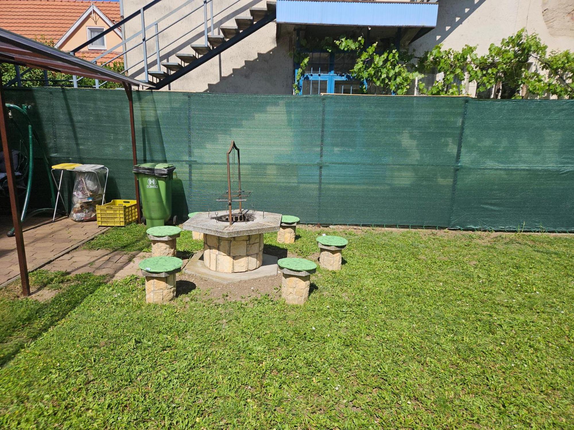 Ada 2 Apartmanhaz Hajdúszoboszló Exterior foto