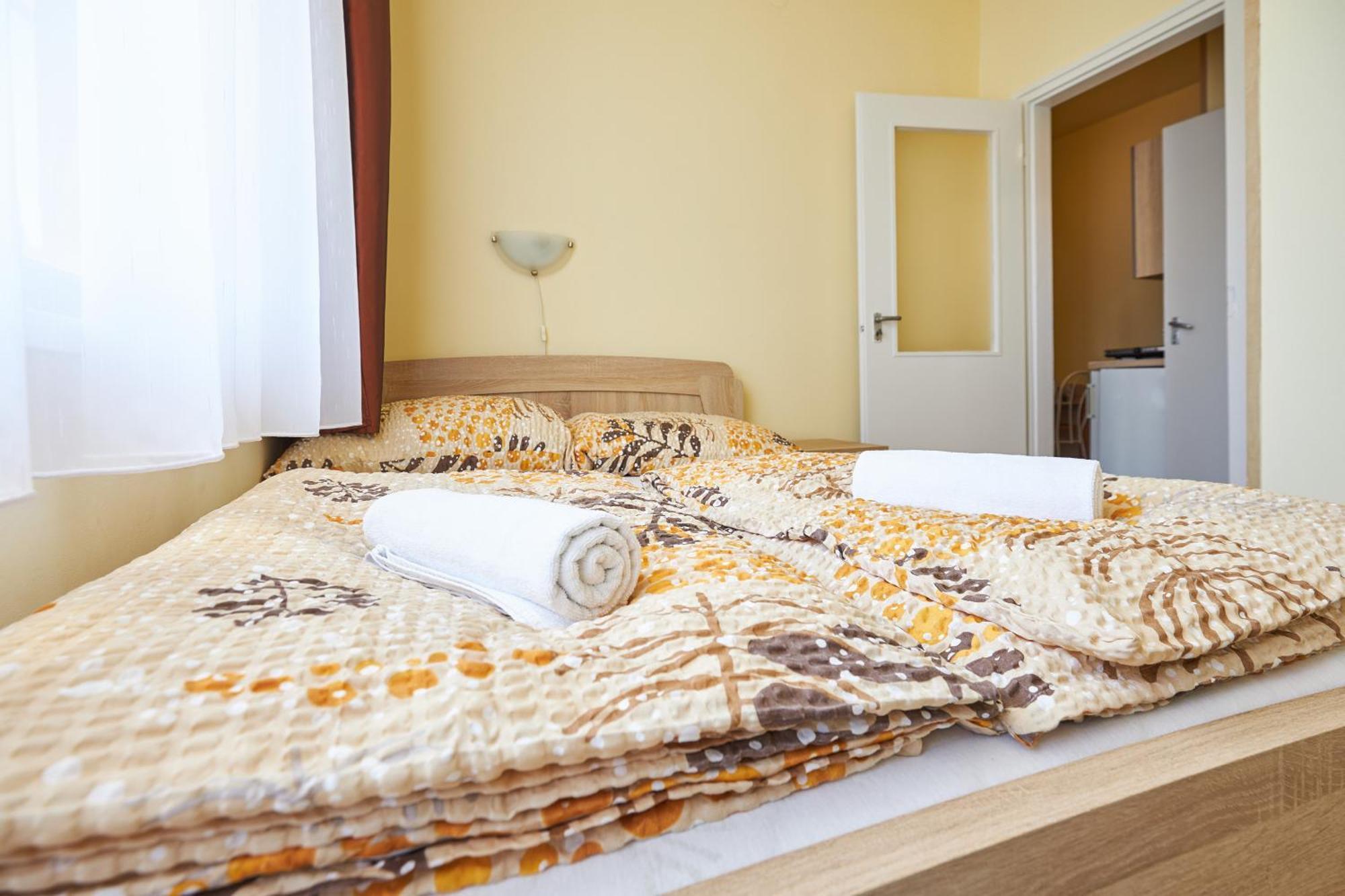 Ada 2 Apartmanhaz Hajdúszoboszló Exterior foto